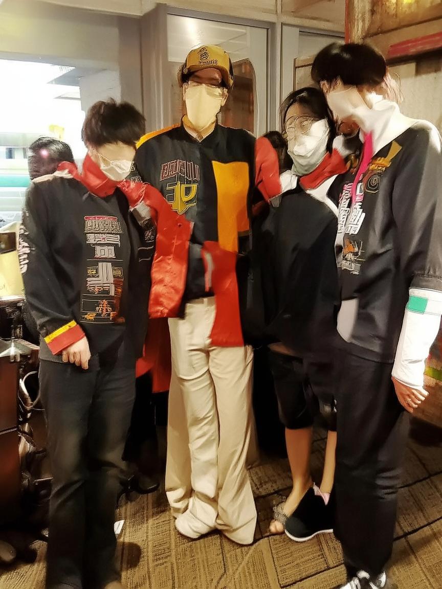 9条抖音涨粉几百万_抖音9条视频破百万粉？插图